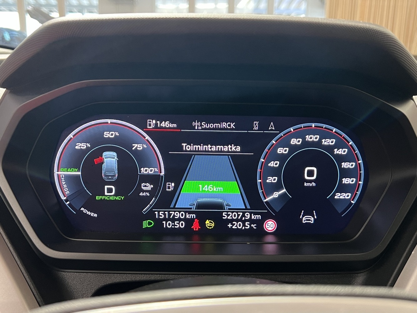 Audi Q4 e-tron vaihtoauto