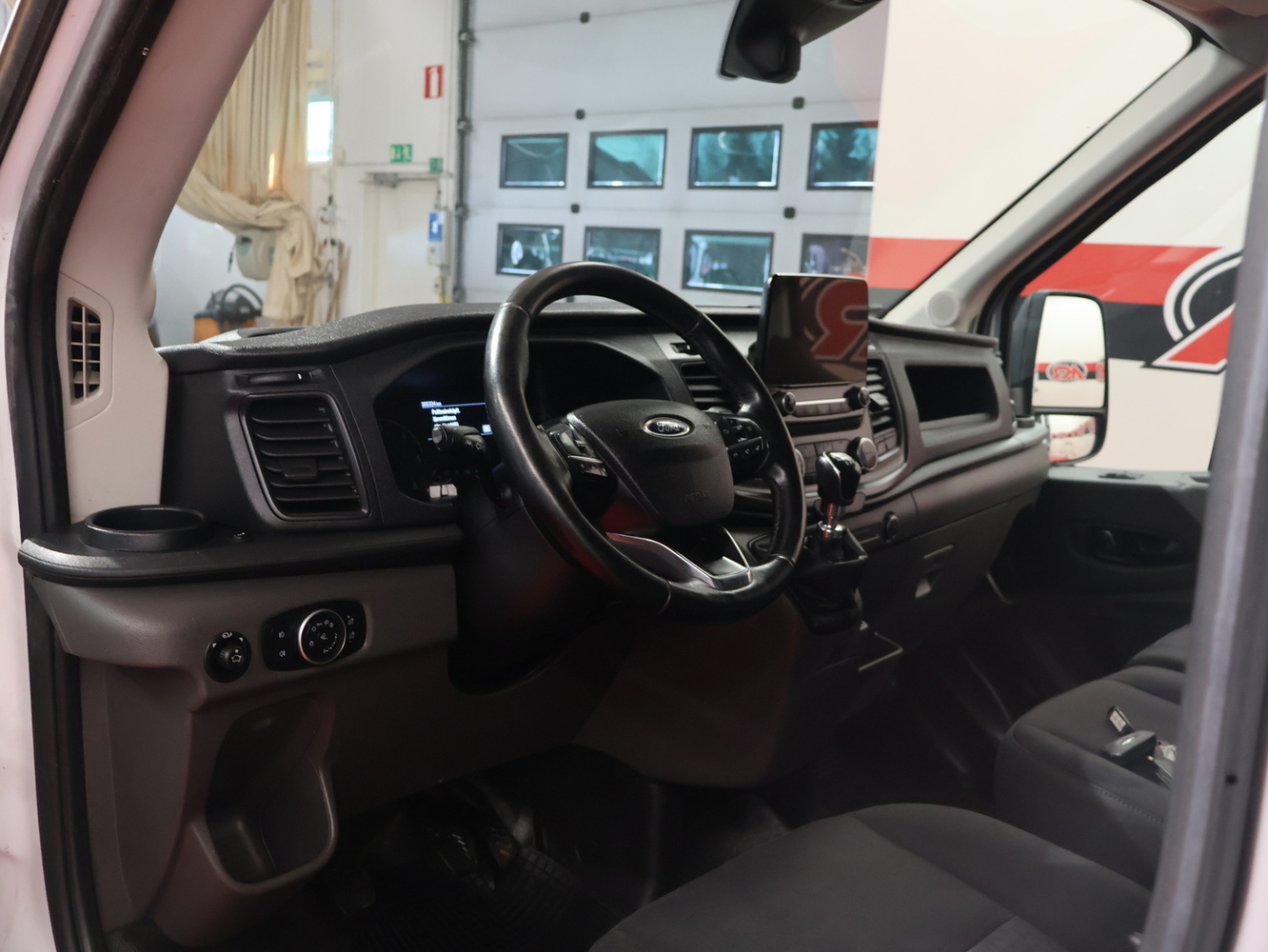 Ford Transit vaihtoauto