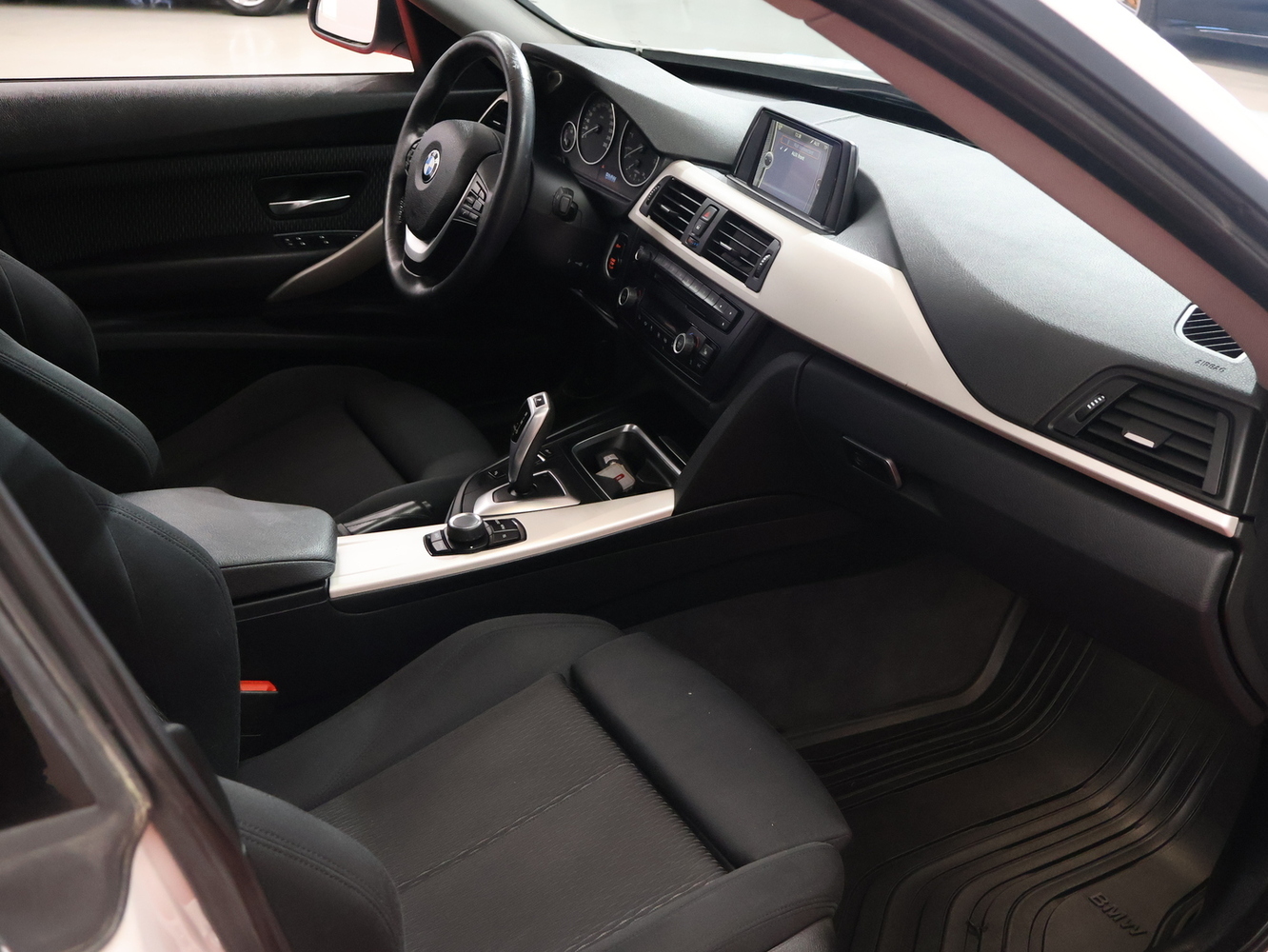 BMW 328 vaihtoauto