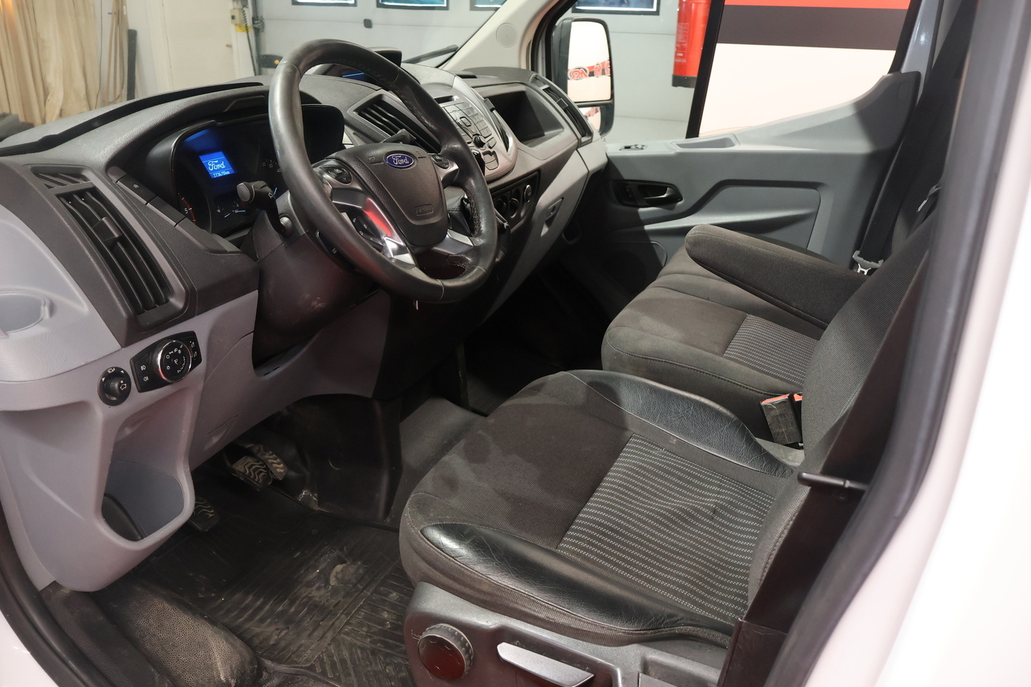 Ford Transit vaihtoauto