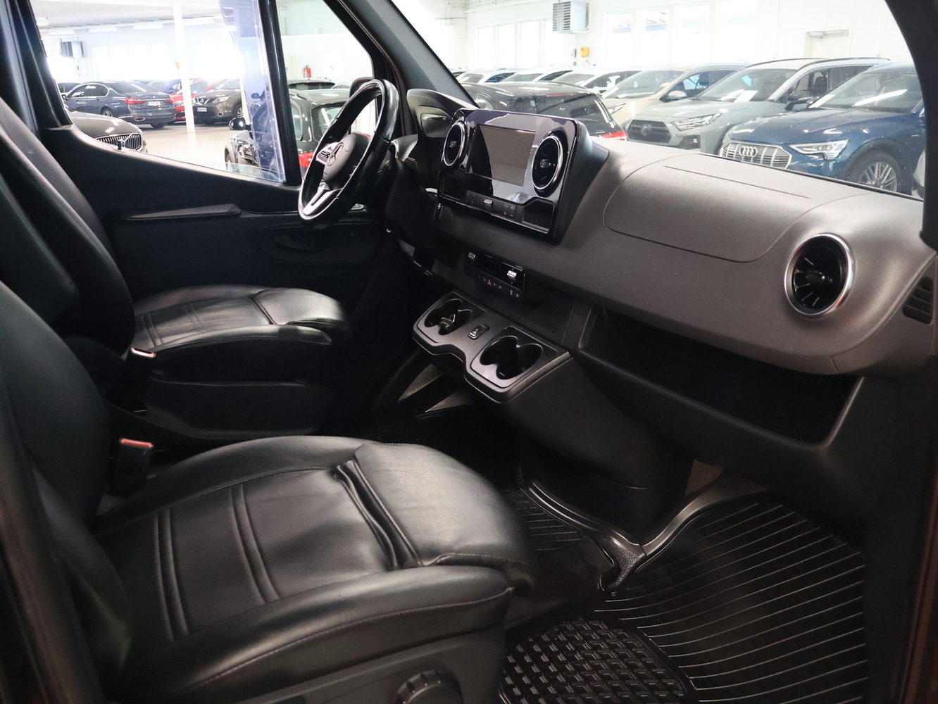 Mercedes-Benz Sprinter vaihtoauto