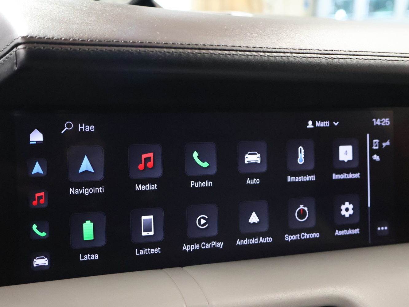 Porsche Taycan vaihtoauto