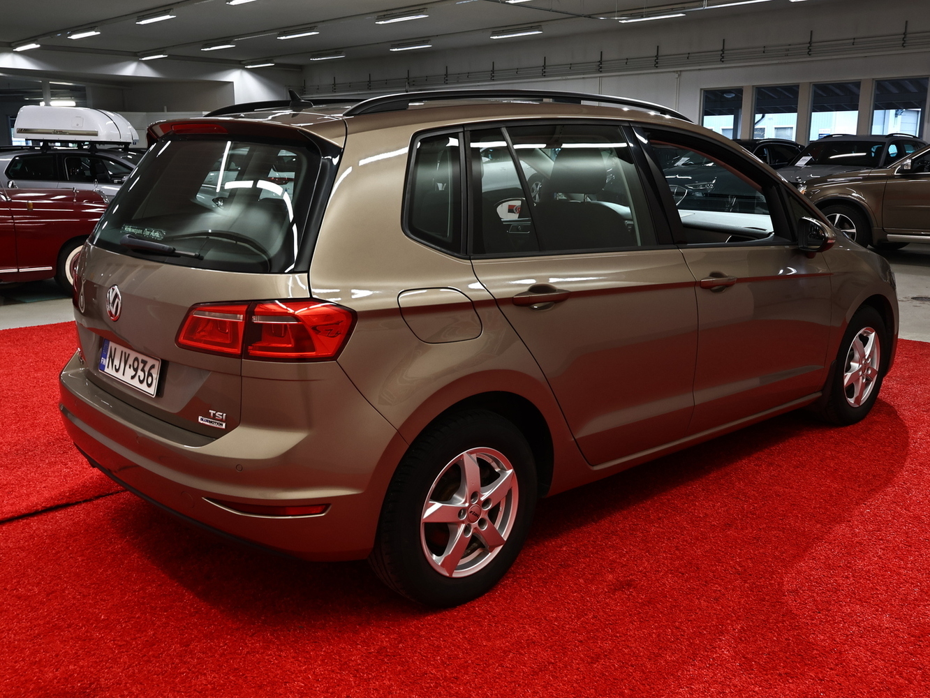 Volkswagen Golf Sportsvan vaihtoauto