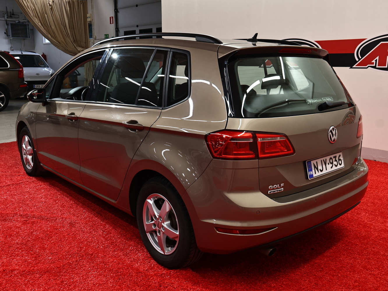 Volkswagen Golf Sportsvan vaihtoauto