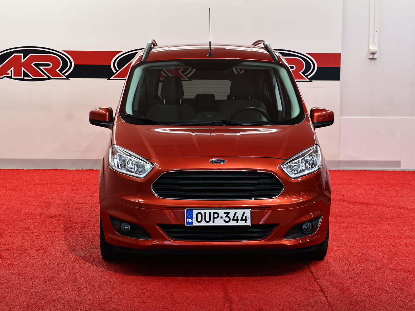 Ford Tourneo Courier vaihtoauto