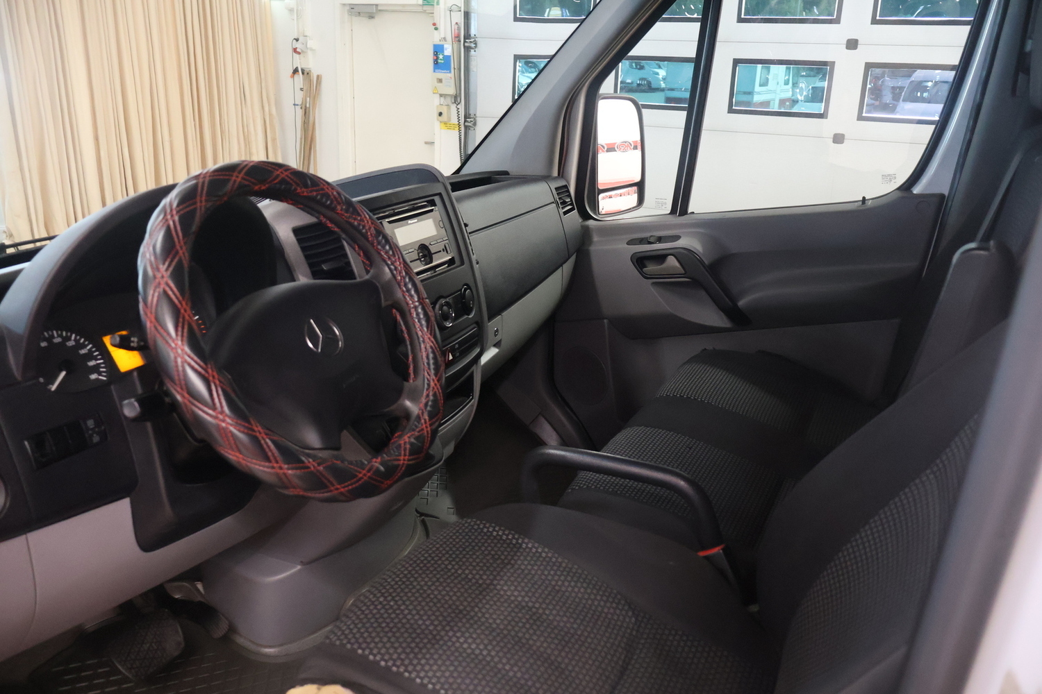 Mercedes-Benz Sprinter vaihtoauto
