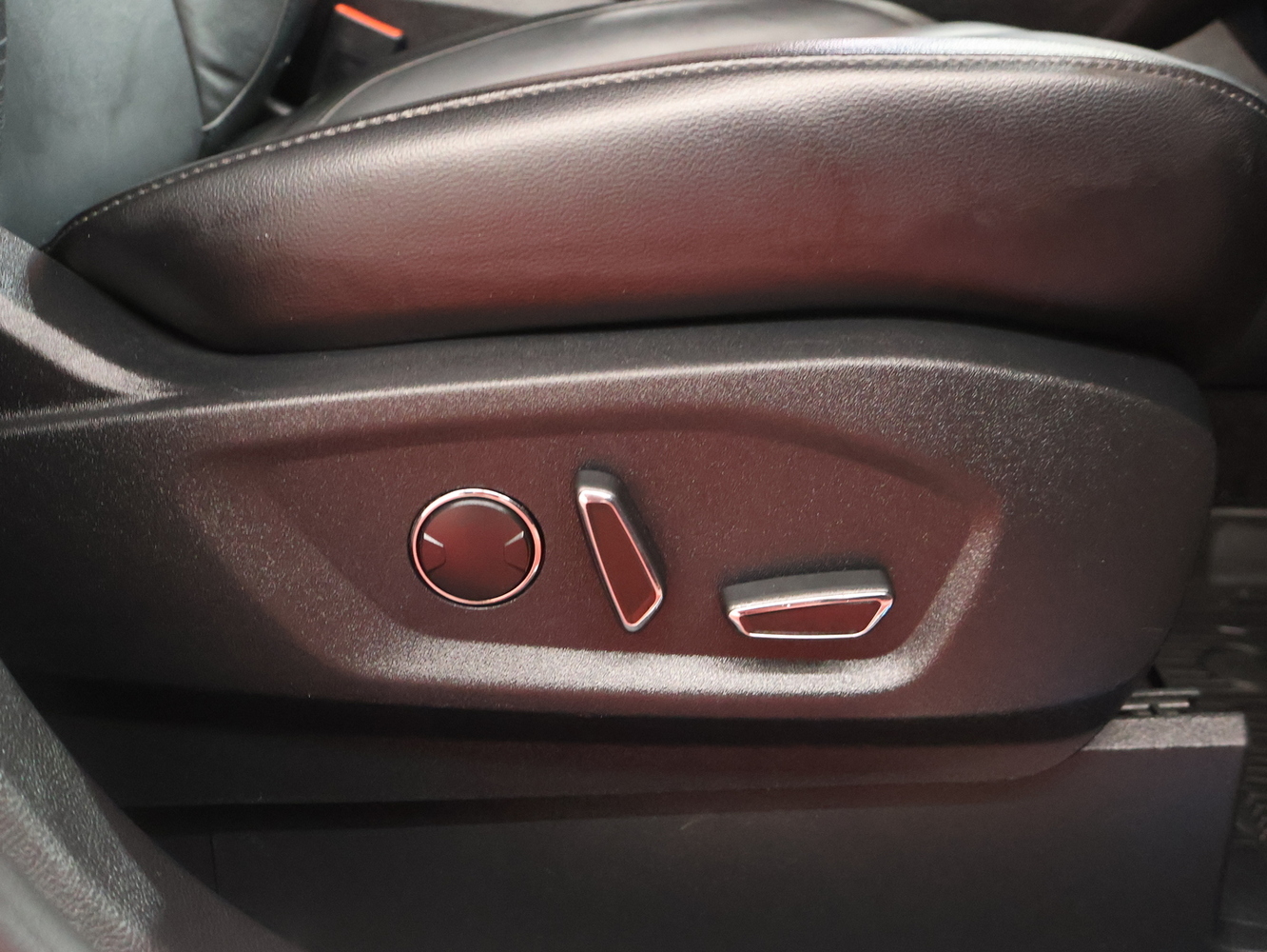 Ford Edge vaihtoauto