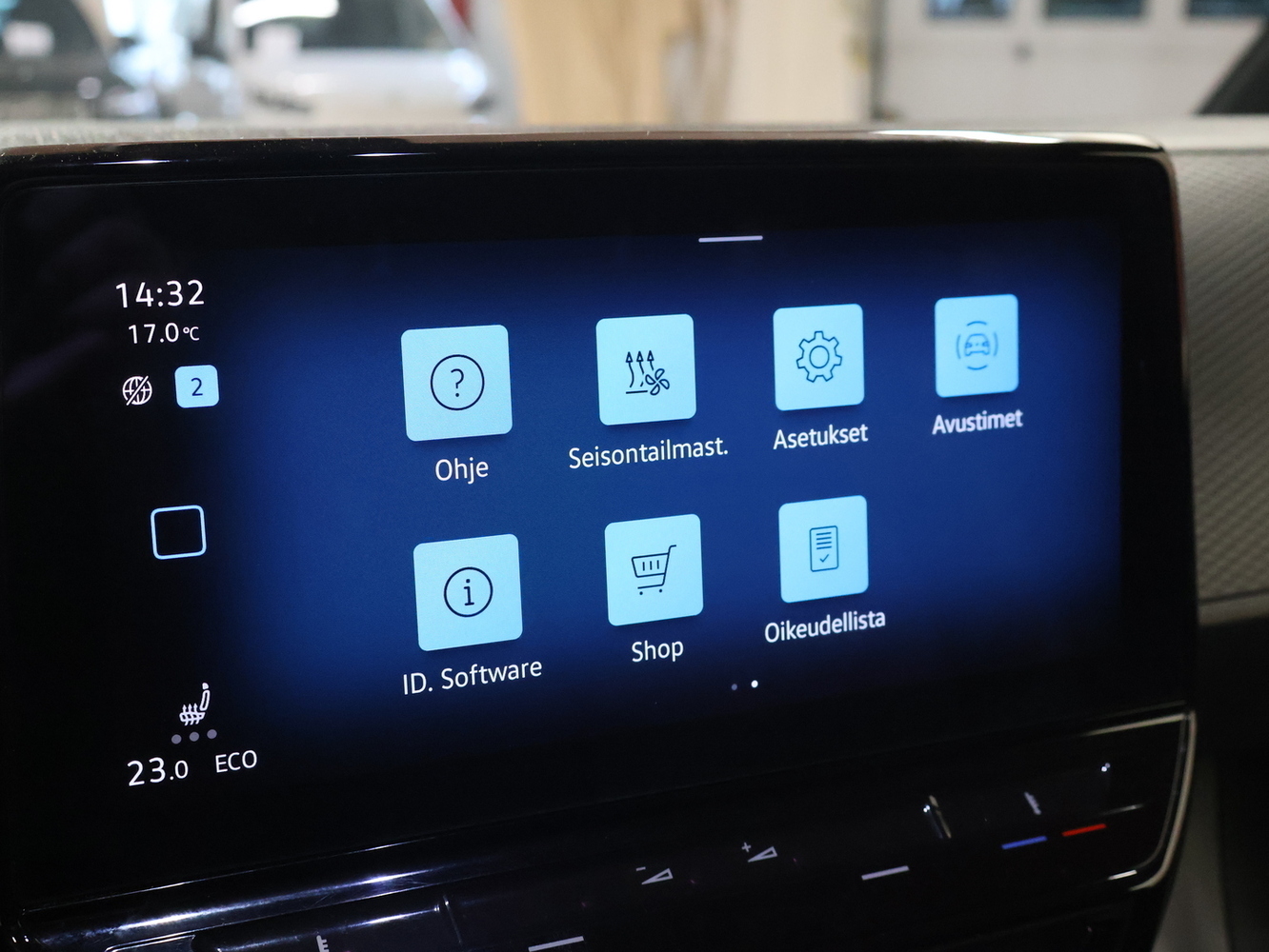 Volkswagen ID. Buzz Cargo vaihtoauto