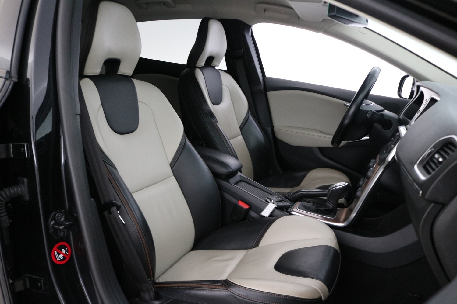 Volvo V40 Cross Country vaihtoauto
