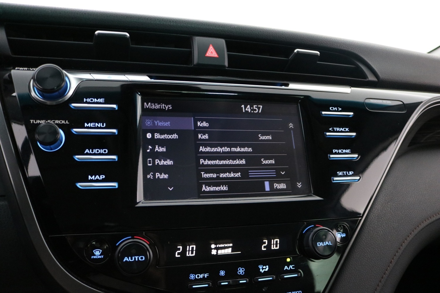 Toyota Camry vaihtoauto
