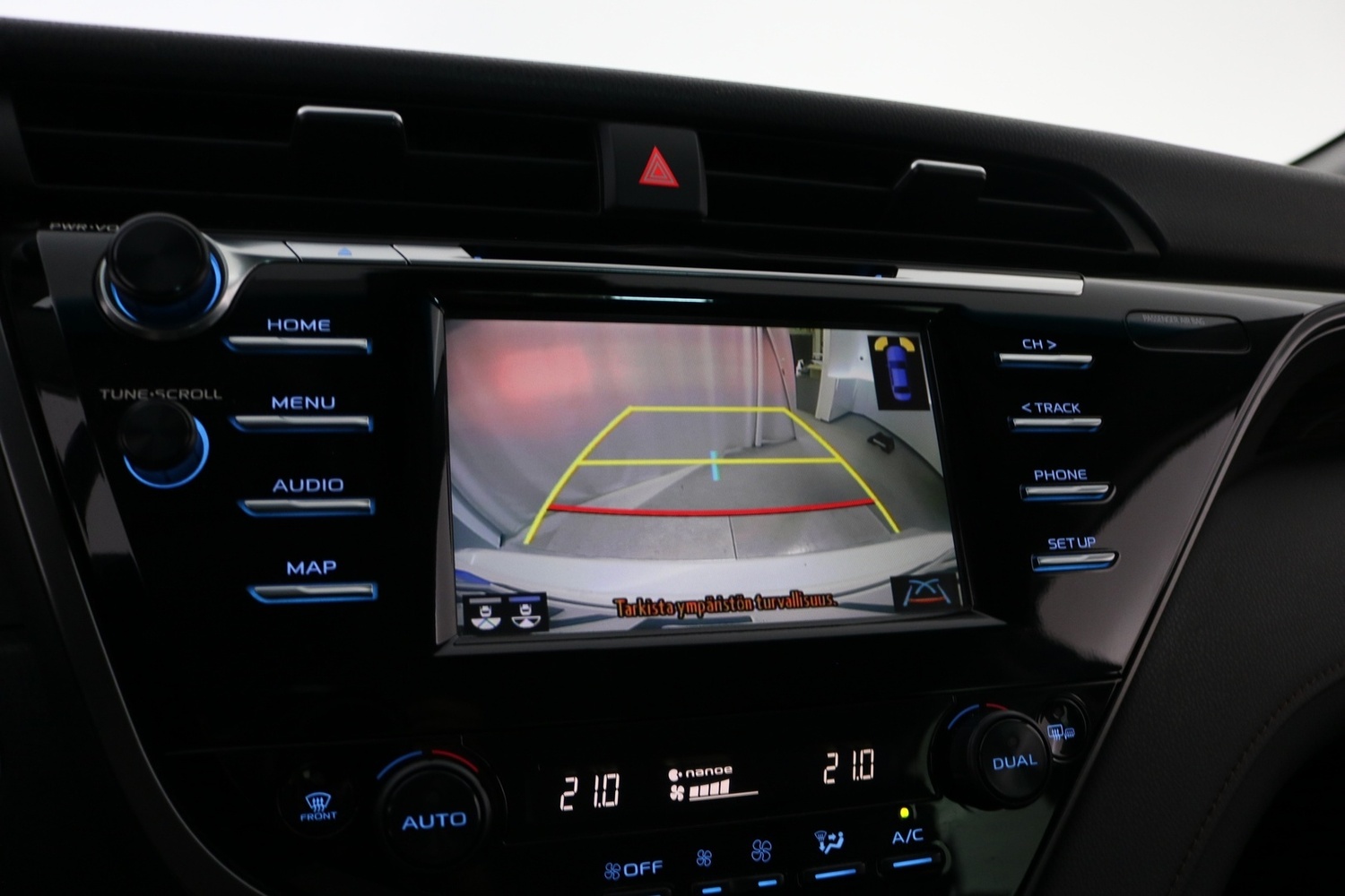 Toyota Camry vaihtoauto