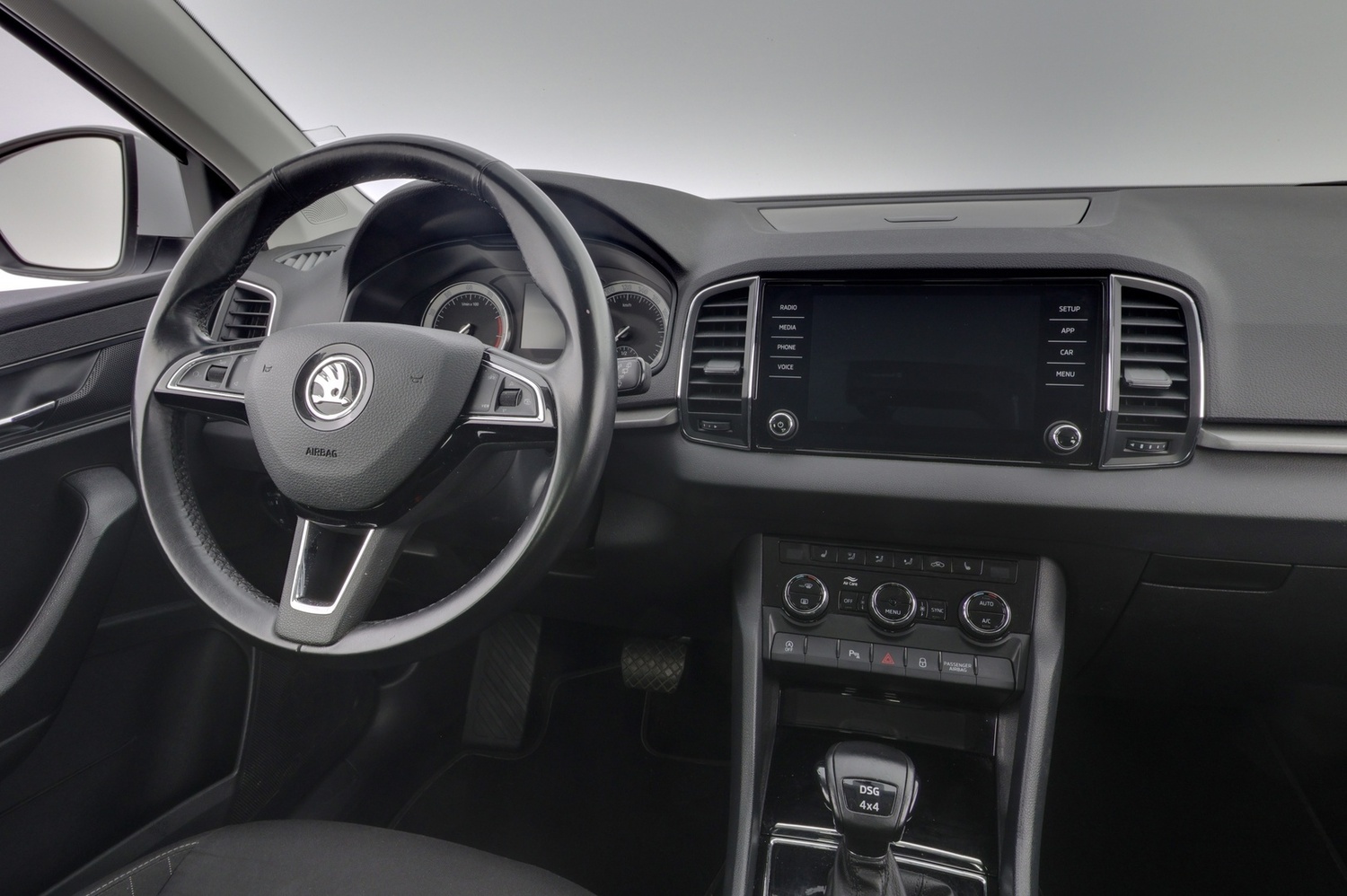 Skoda Karoq vaihtoauto