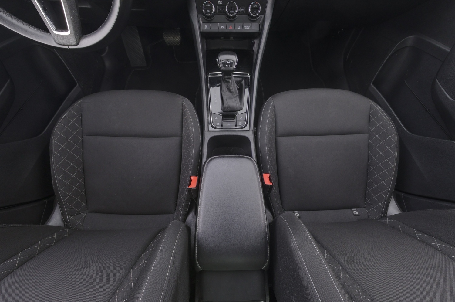 Skoda Karoq vaihtoauto
