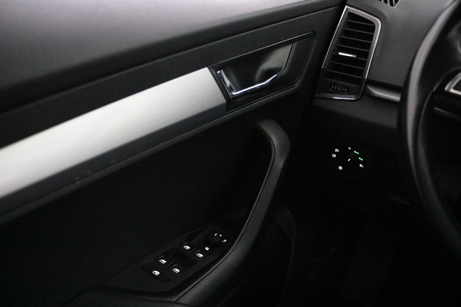 Skoda Karoq vaihtoauto