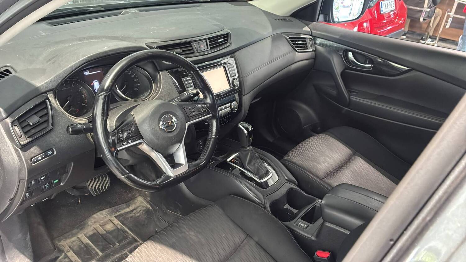 Nissan X-Trail vaihtoauto