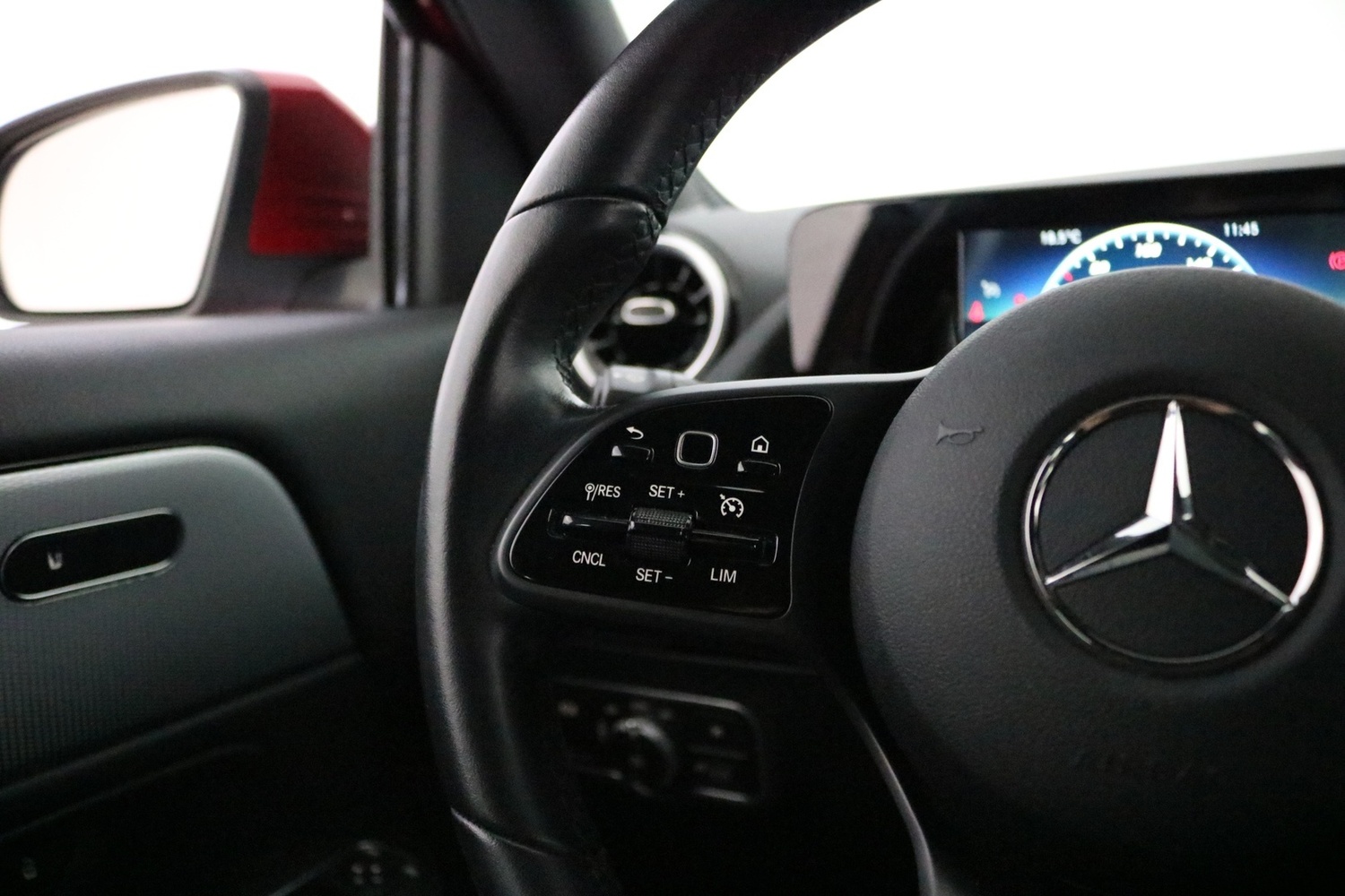 Mercedes-Benz GLA vaihtoauto