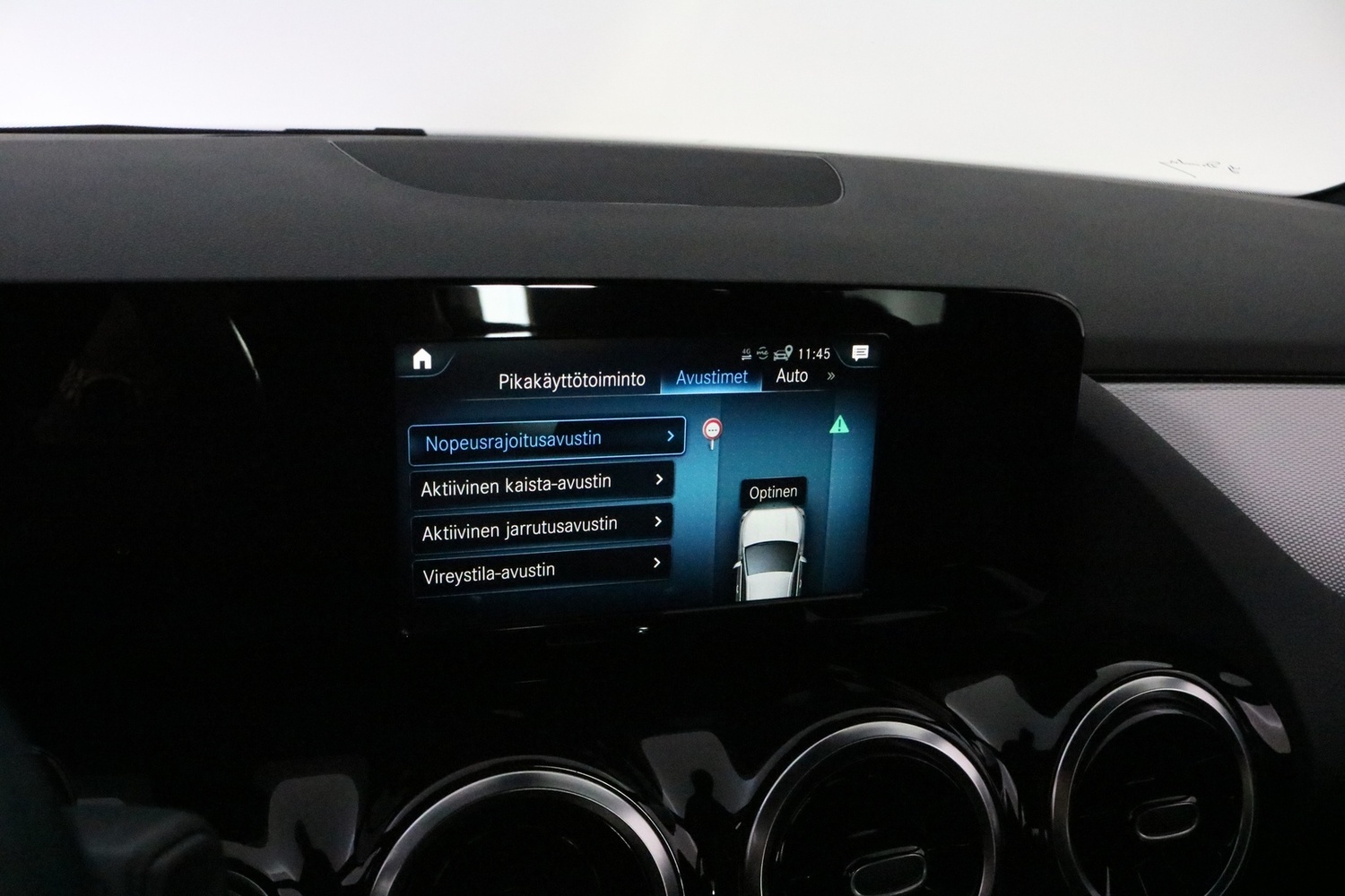 Mercedes-Benz GLA vaihtoauto