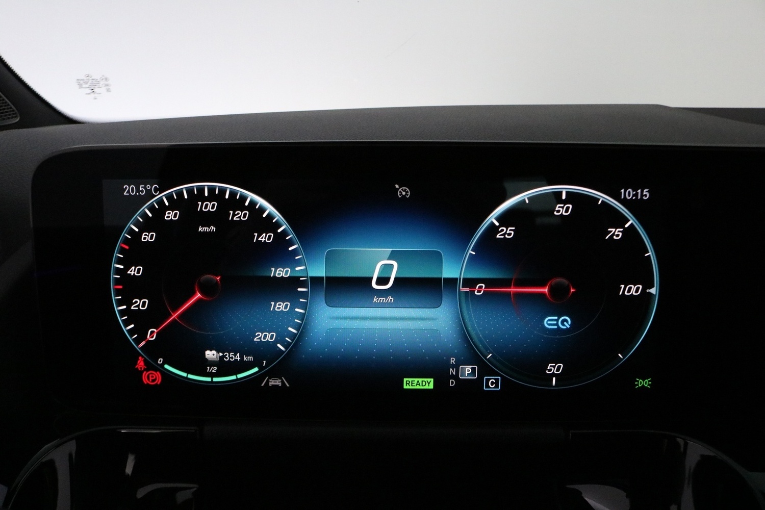 Mercedes-Benz EQA vaihtoauto