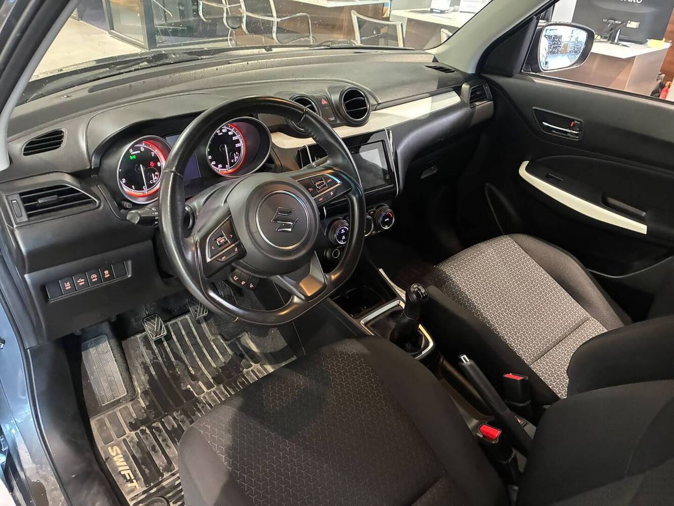 Suzuki Swift vaihtoauto