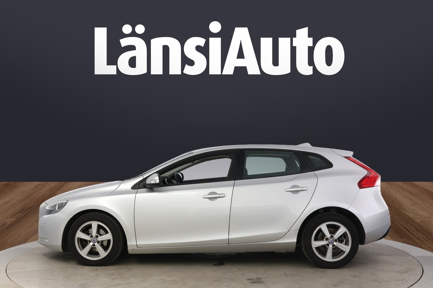 Volvo V40 vaihtoauto