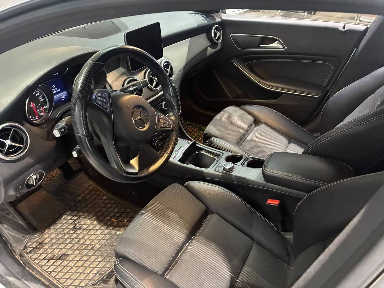 Mercedes-Benz CLA-sarja vaihtoauto