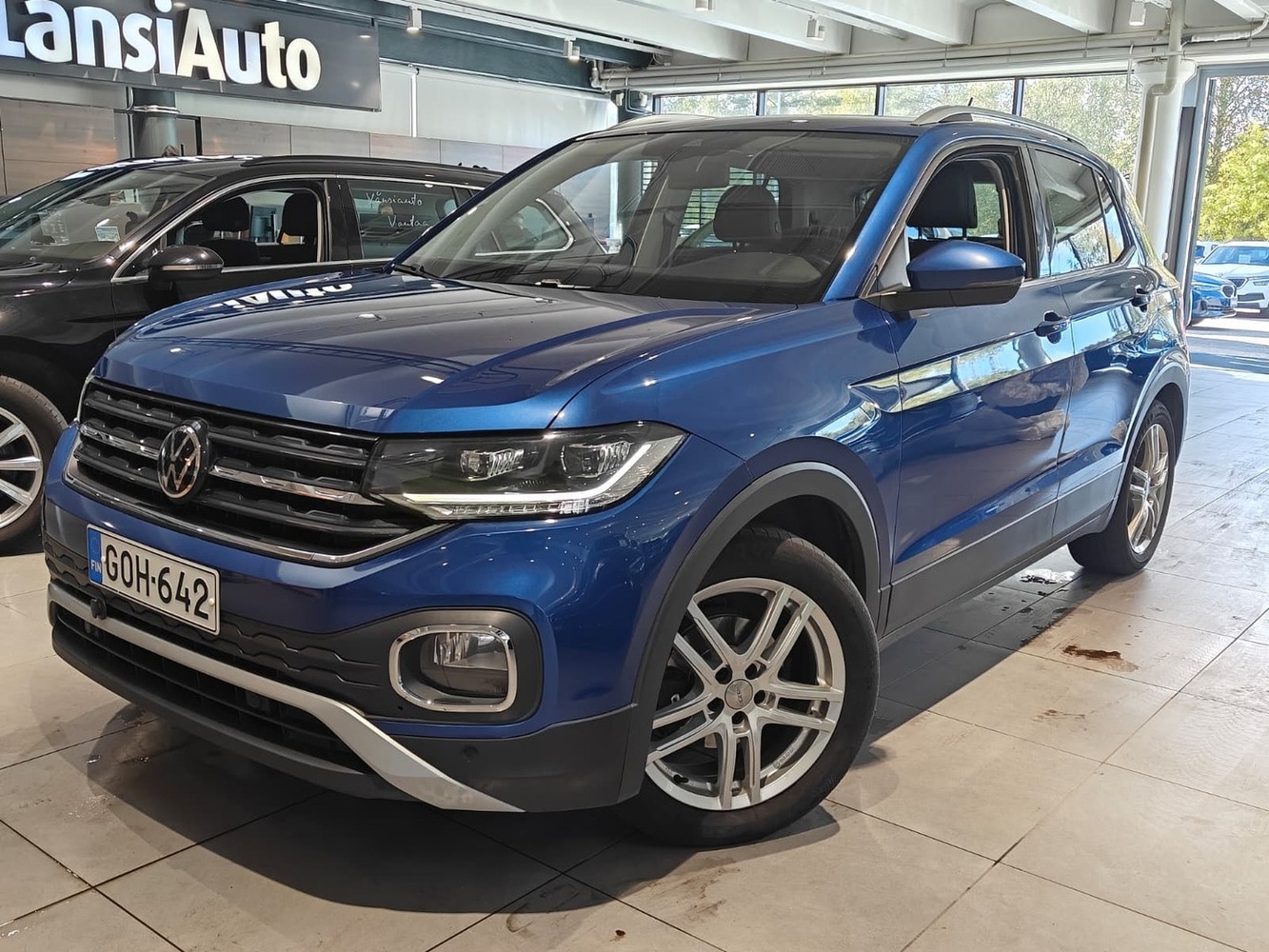 Volkswagen T-Cross vaihtoauto