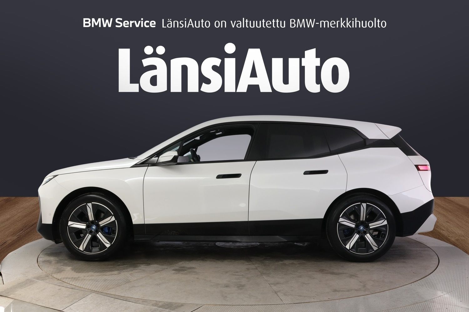 BMW iX vaihtoauto