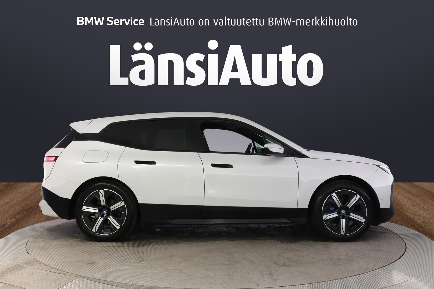 BMW iX vaihtoauto