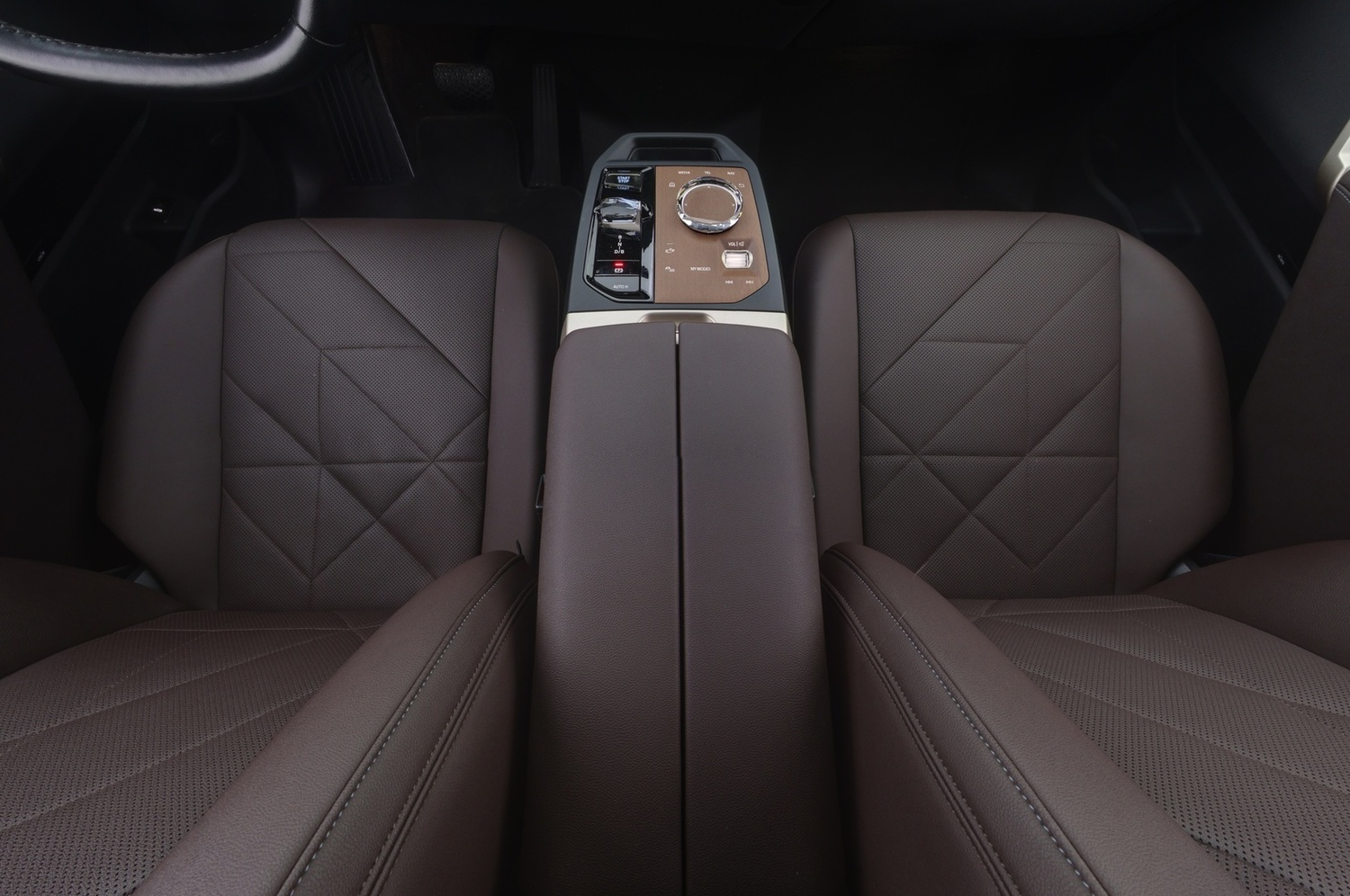 BMW iX vaihtoauto