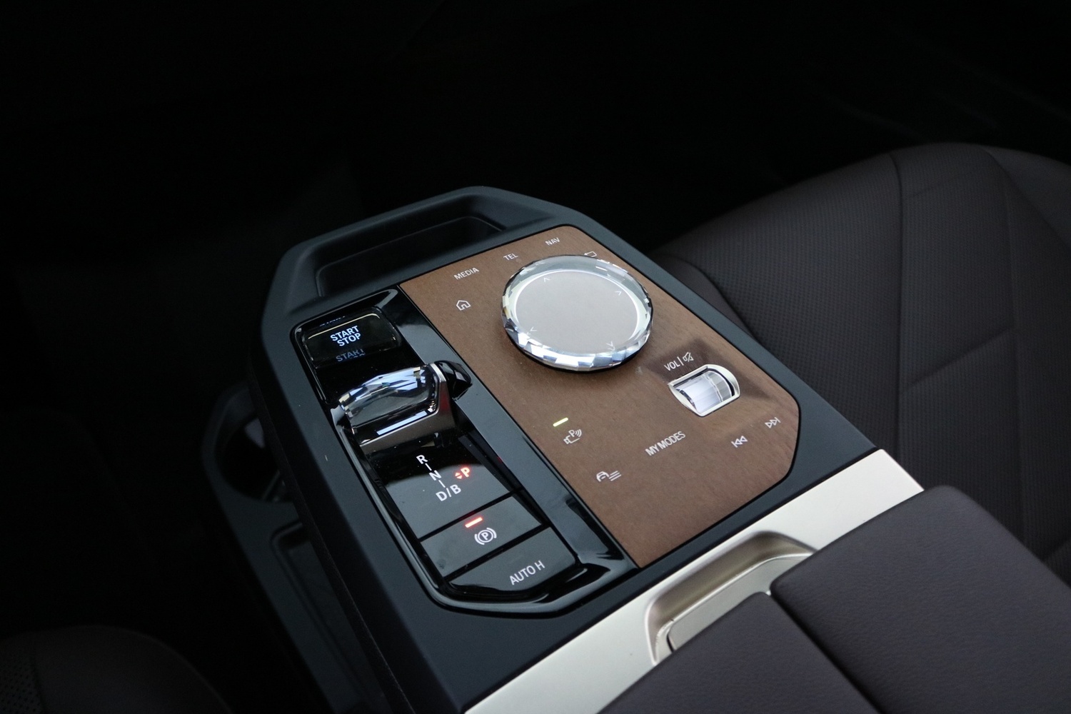 BMW iX vaihtoauto
