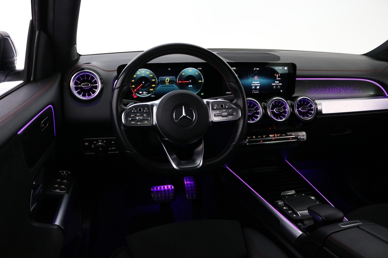 Mercedes-Benz EQB vaihtoauto