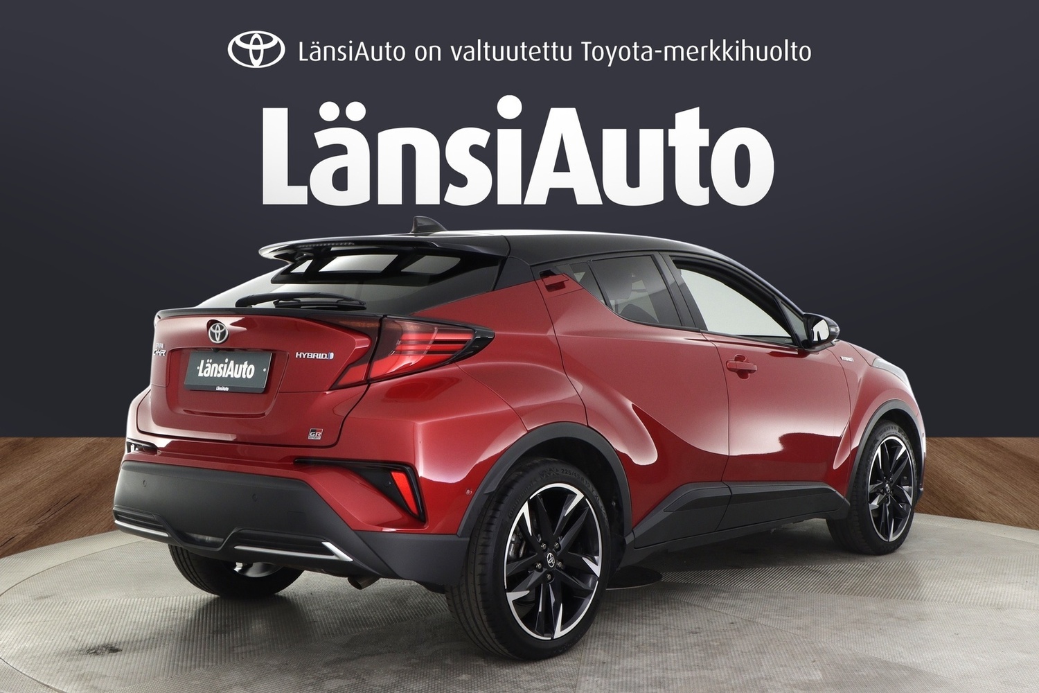 Toyota C-HR vaihtoauto