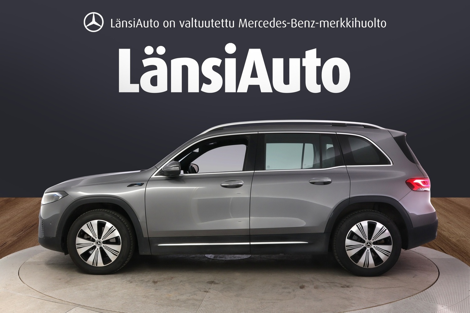 Mercedes-Benz EQB vaihtoauto