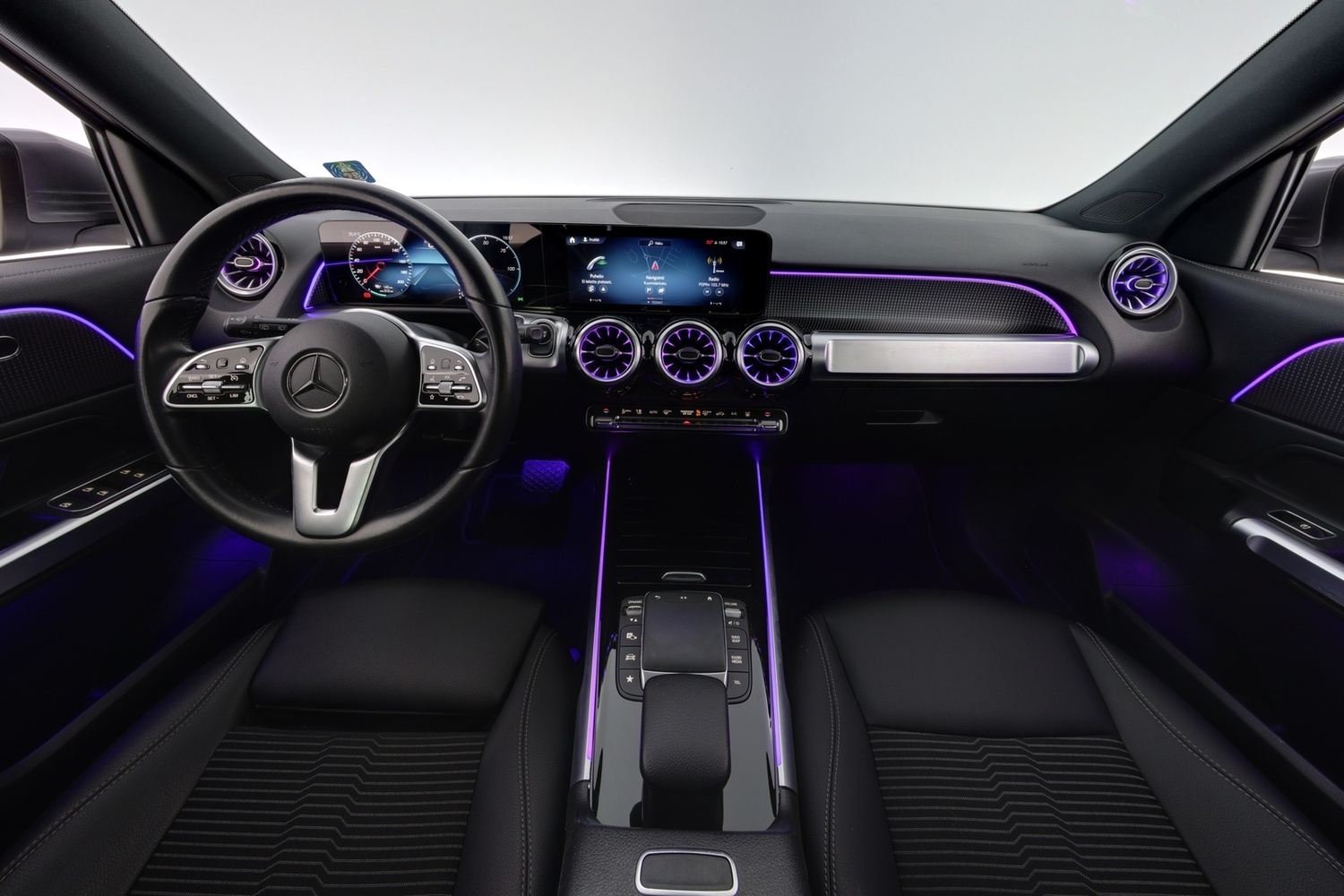 Mercedes-Benz EQB vaihtoauto