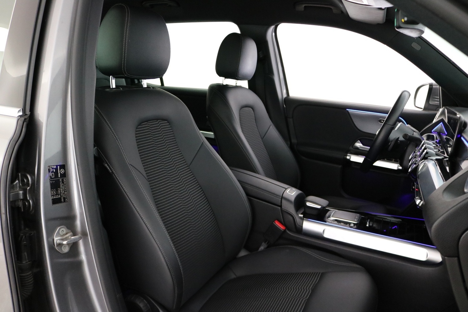 Mercedes-Benz EQB vaihtoauto