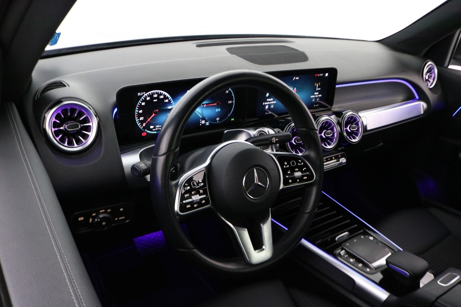 Mercedes-Benz EQB vaihtoauto