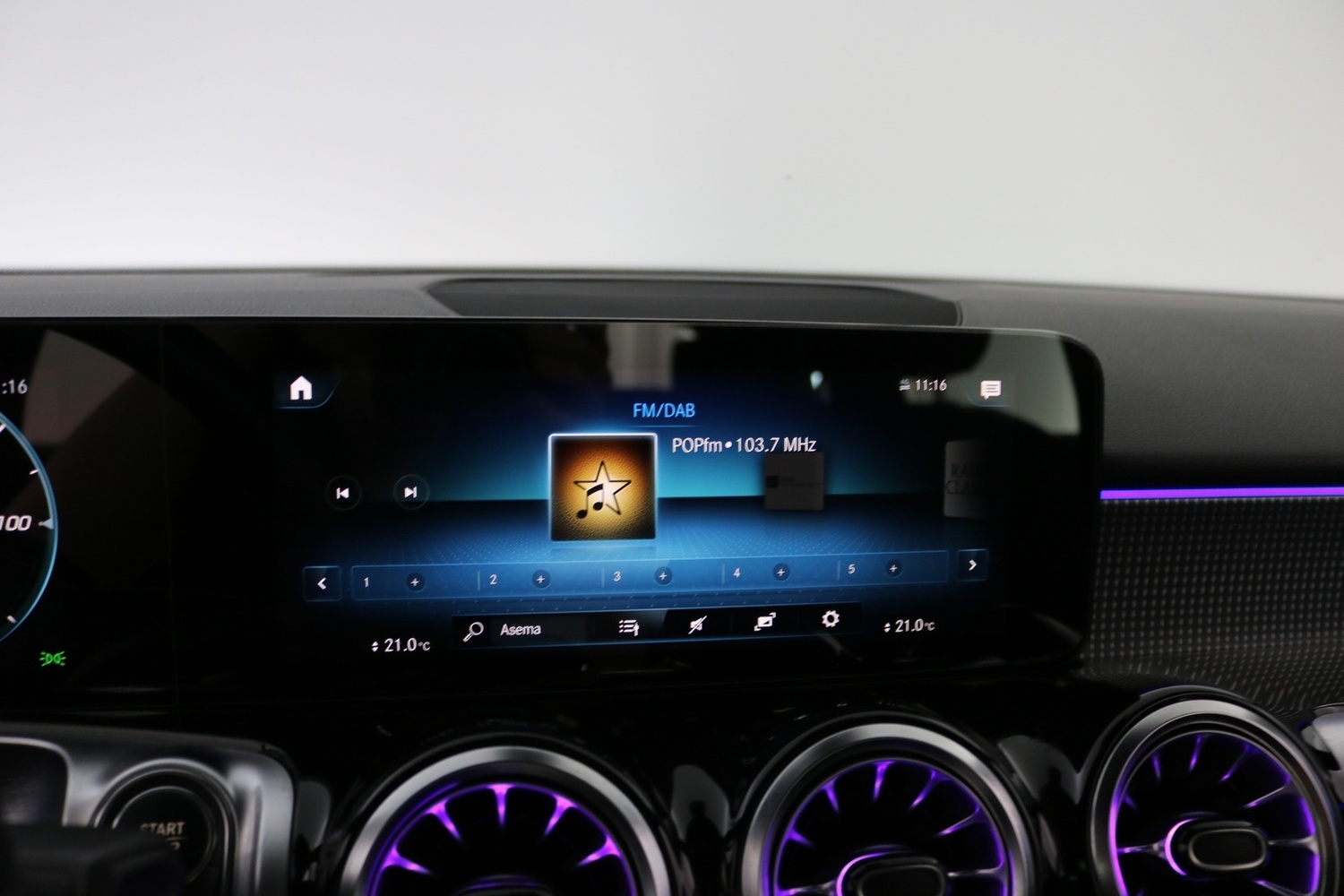 Mercedes-Benz EQB vaihtoauto