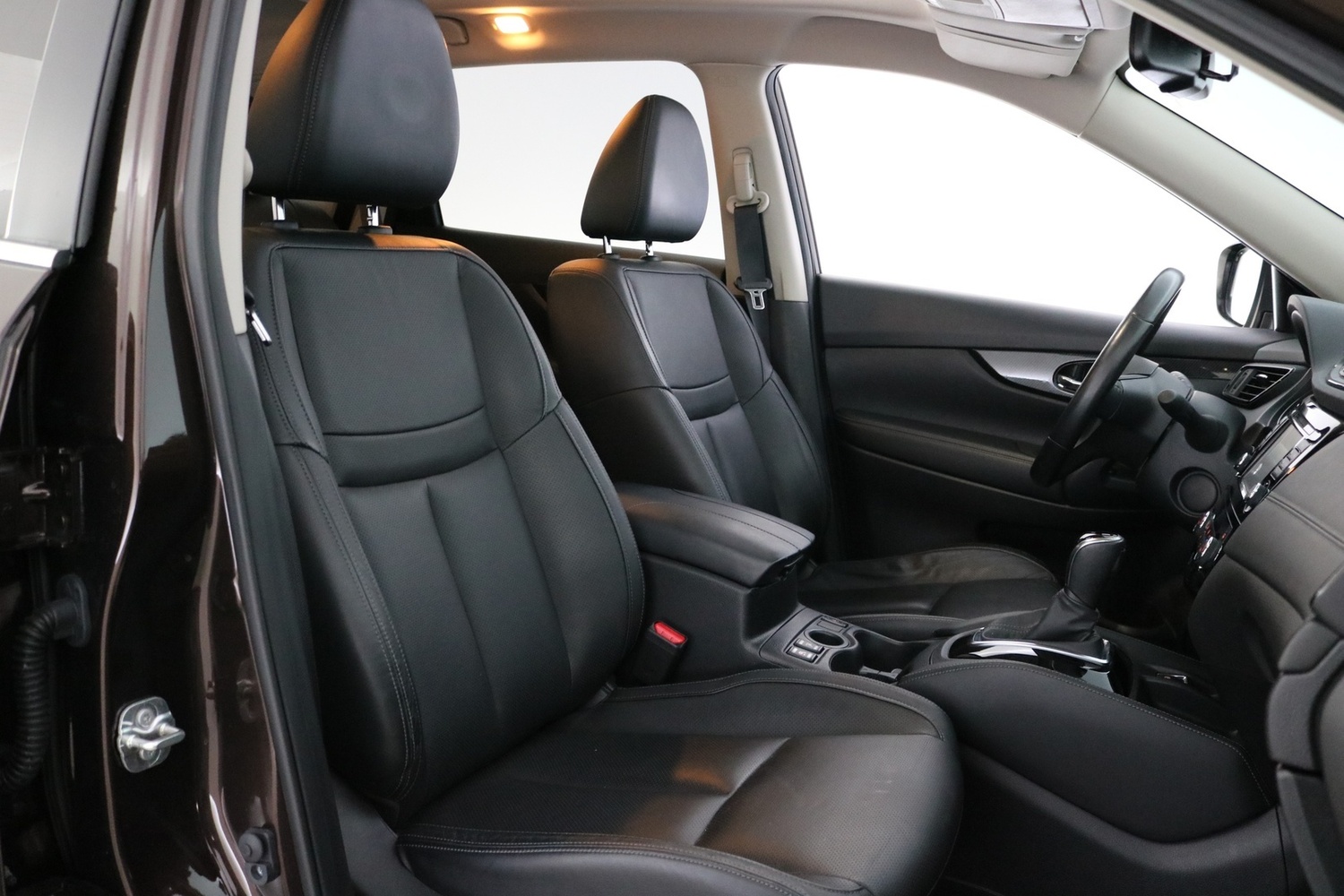 Nissan X-Trail vaihtoauto