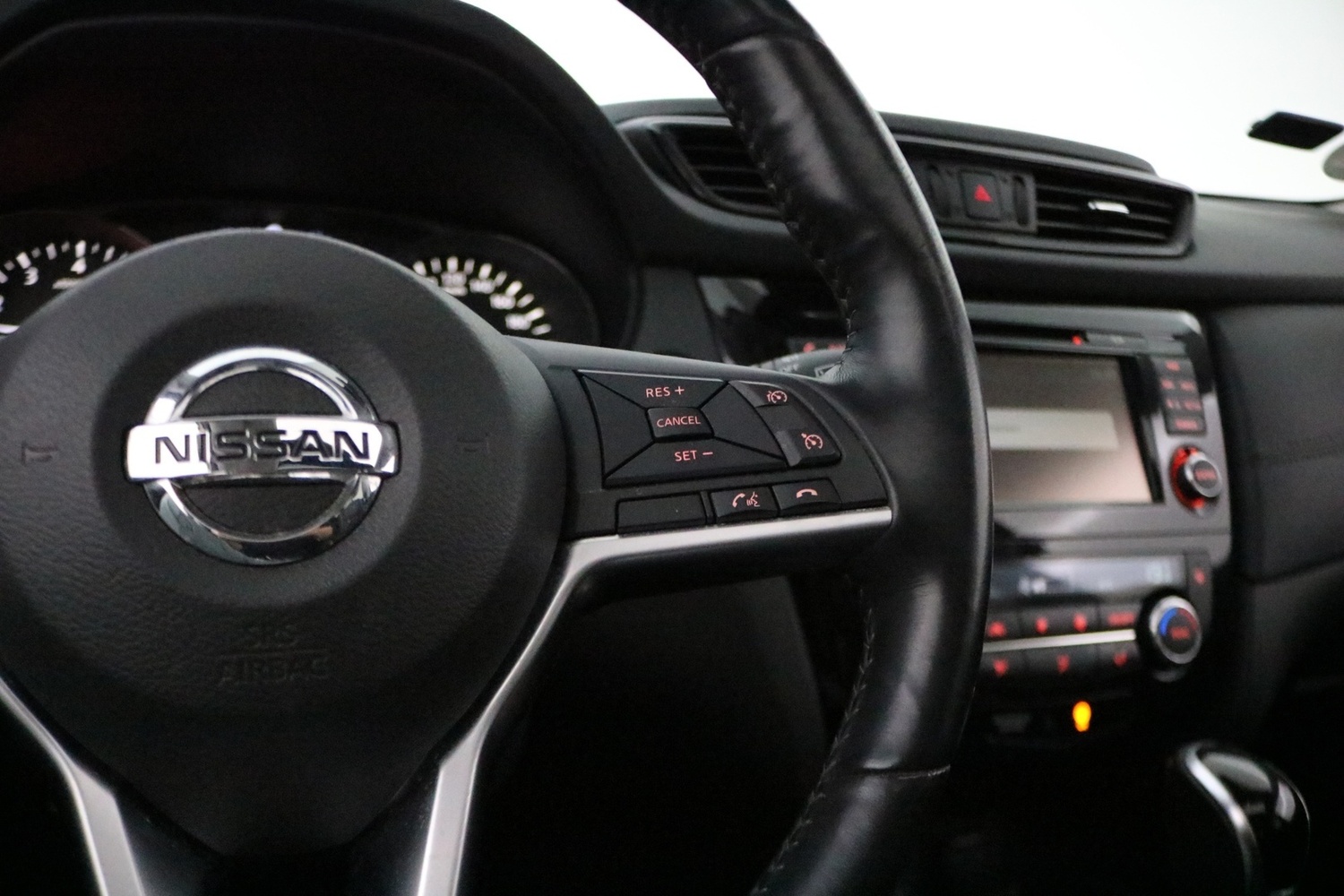 Nissan X-Trail vaihtoauto