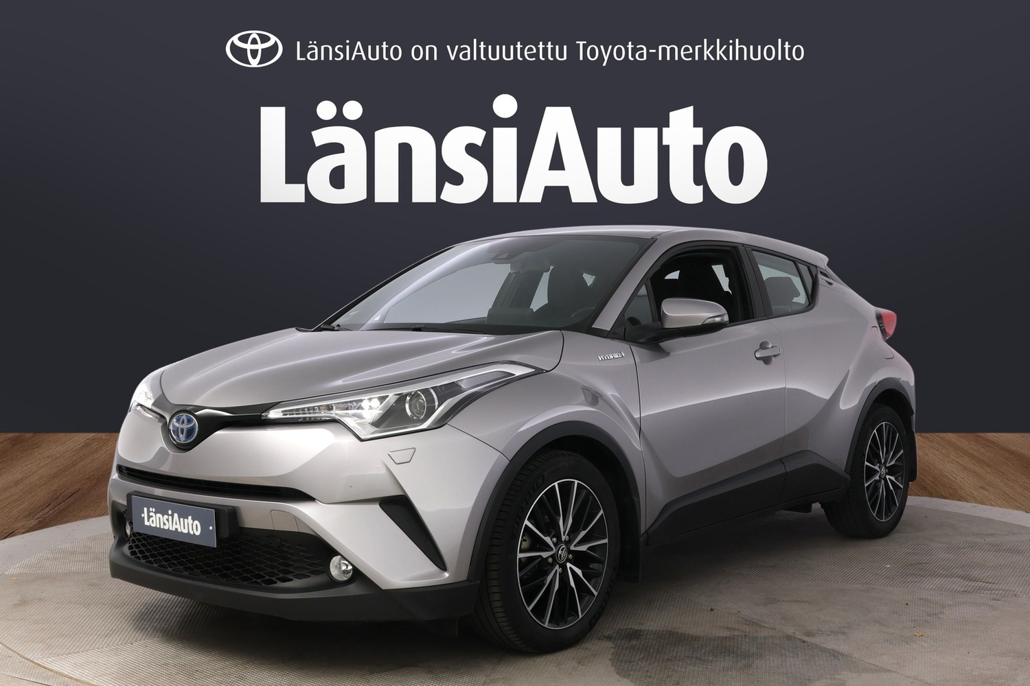 Toyota C-HR vaihtoauto