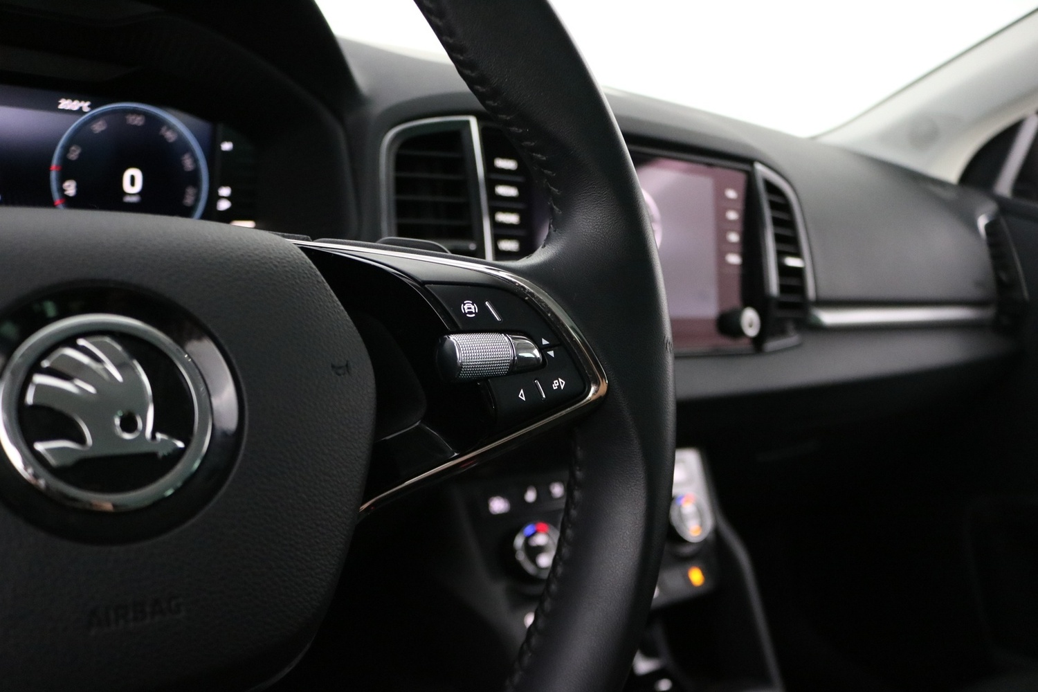 Skoda Karoq vaihtoauto