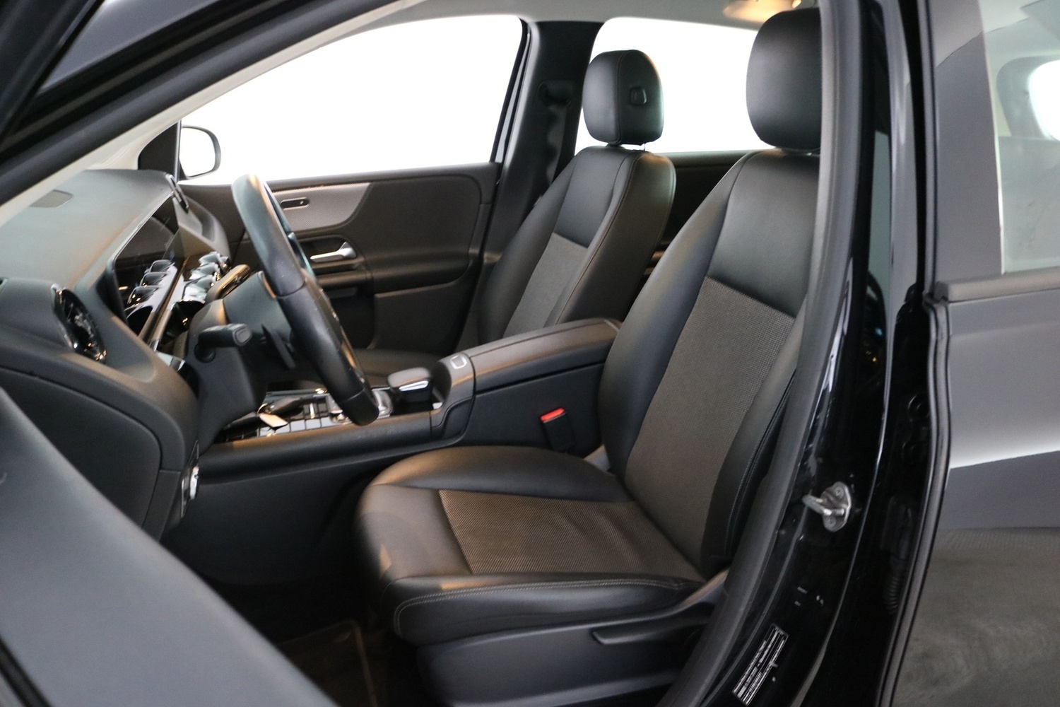 Mercedes-Benz B vaihtoauto