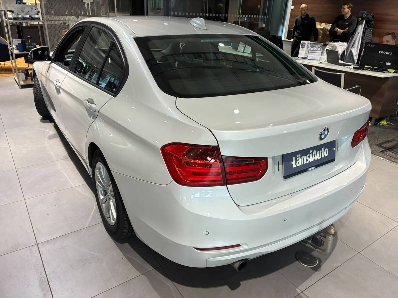 BMW 320 vaihtoauto
