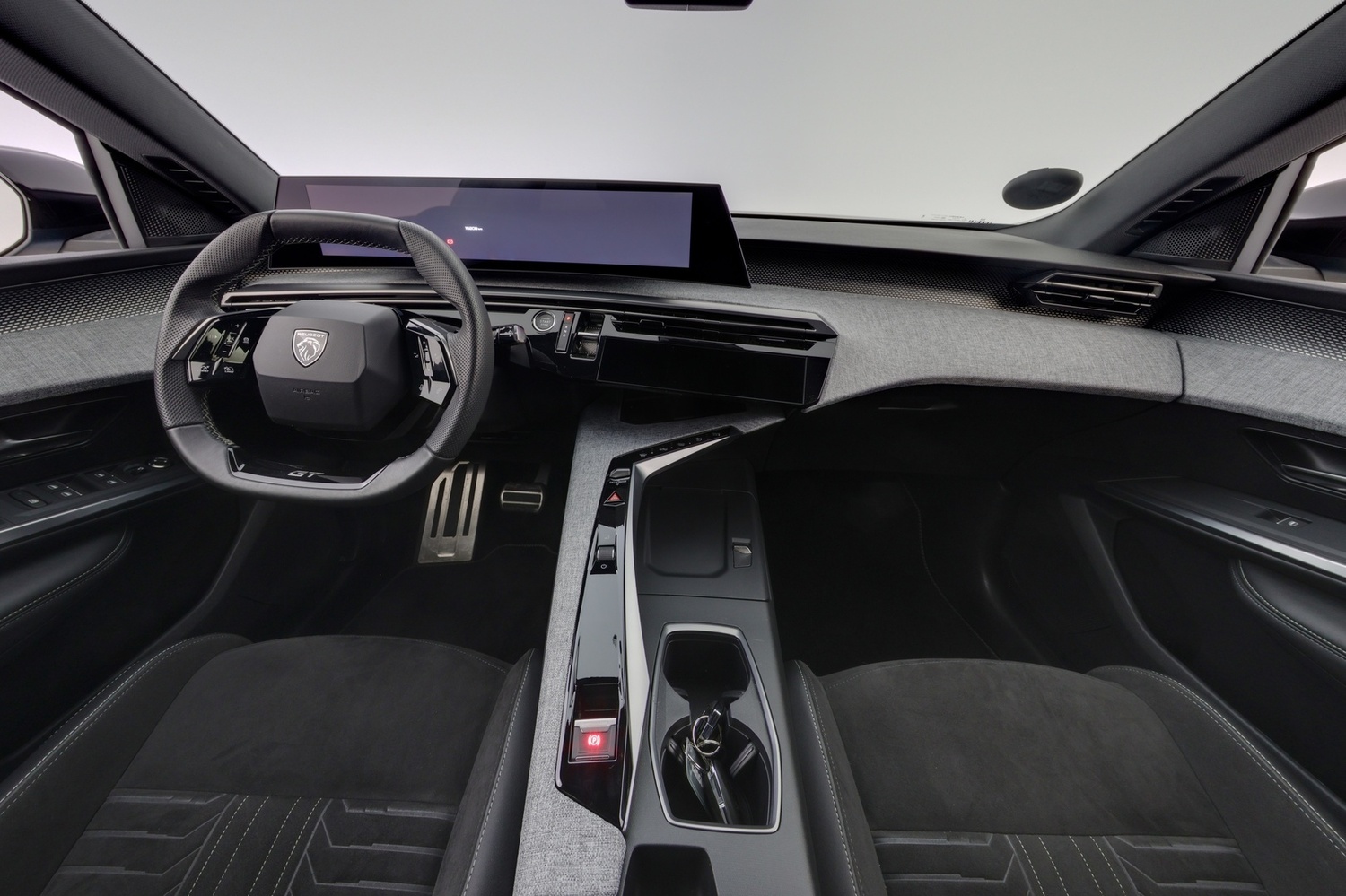 Peugeot E-3008 vaihtoauto