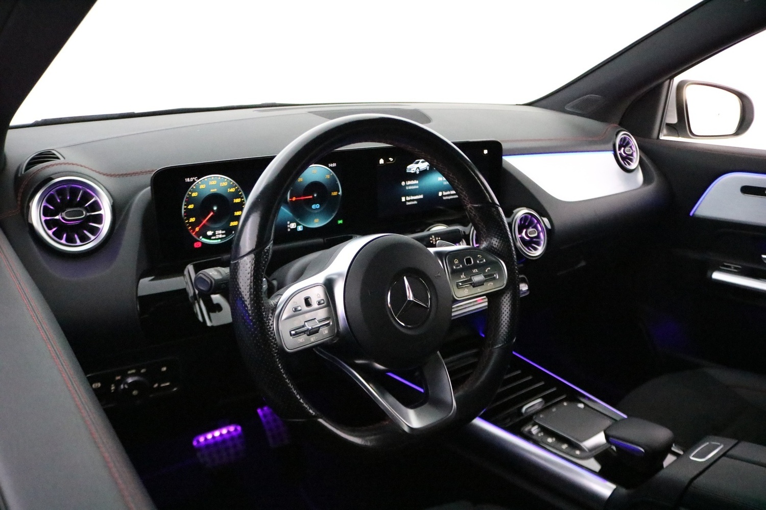 Mercedes-Benz EQA vaihtoauto