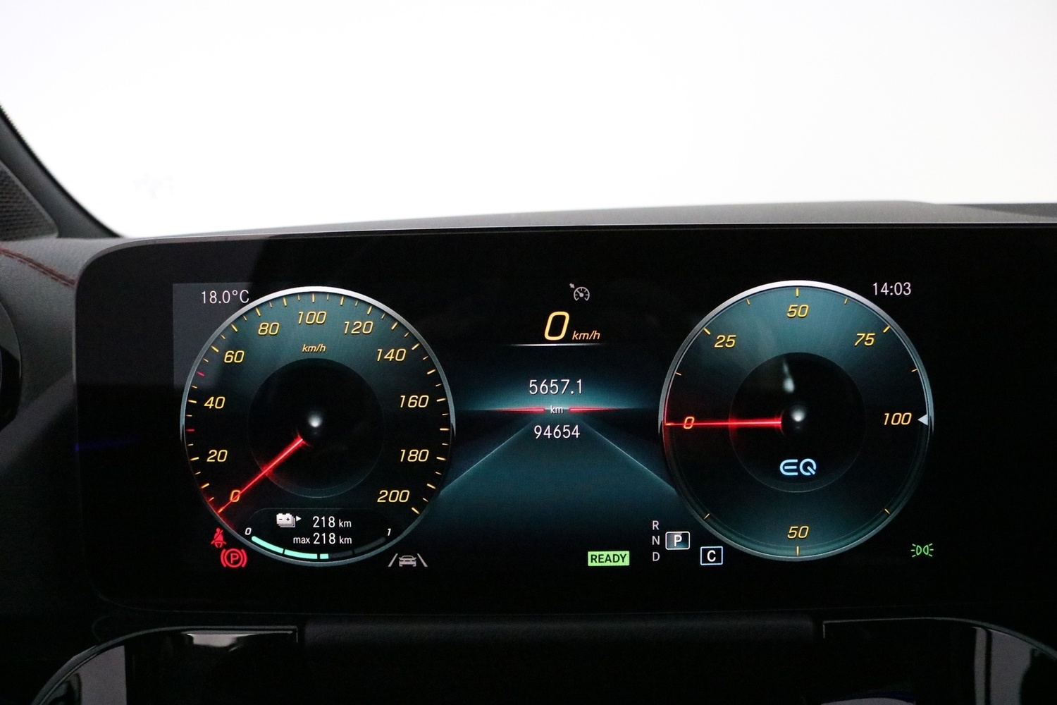 Mercedes-Benz EQA vaihtoauto