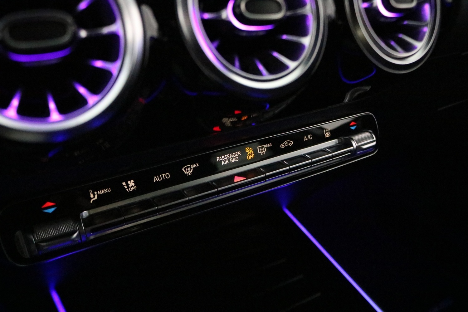 Mercedes-Benz EQA vaihtoauto