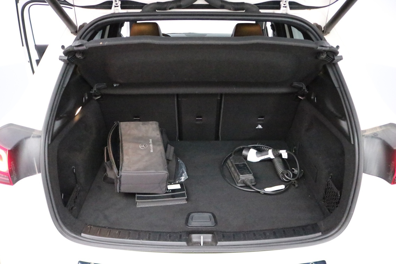 Mercedes-Benz EQA vaihtoauto