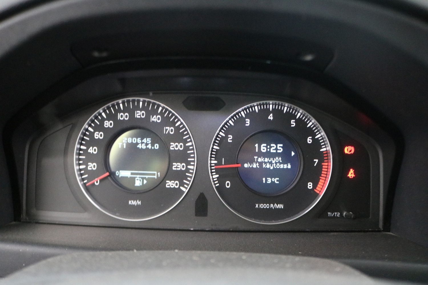 Volvo V70 vaihtoauto