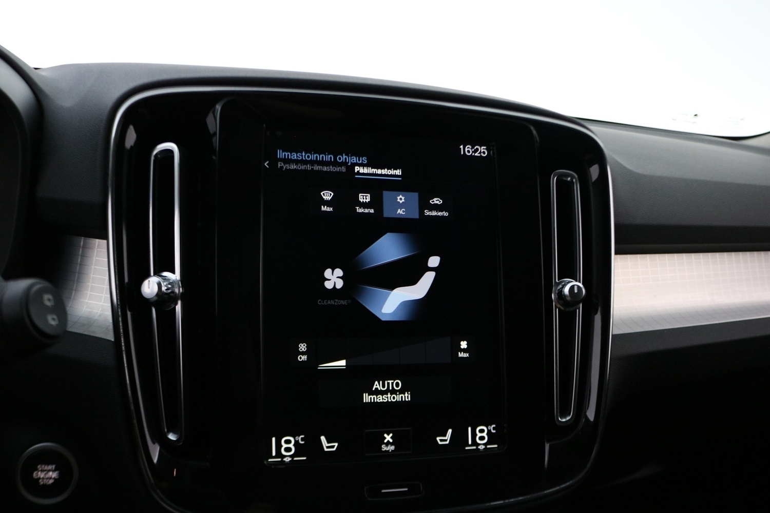 Volvo XC40 vaihtoauto